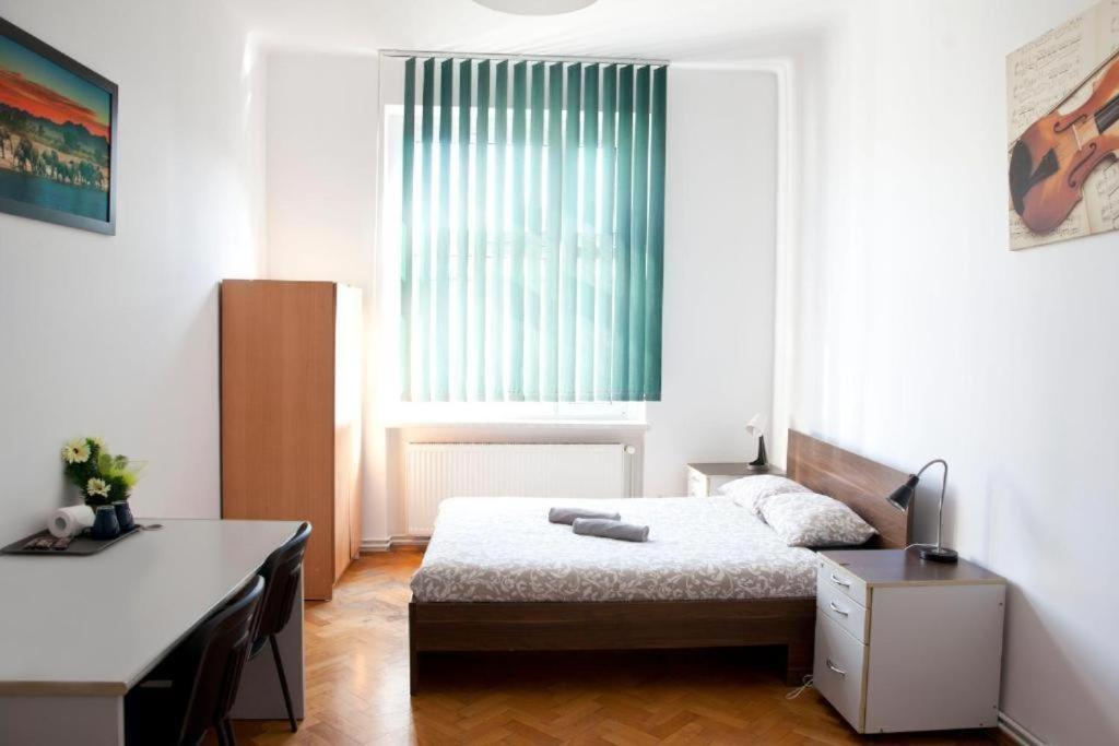 Ionia Apartment-stary Rynek 公寓 *